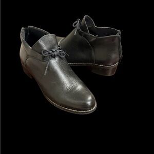 Women's Black Leather Ankle Booties